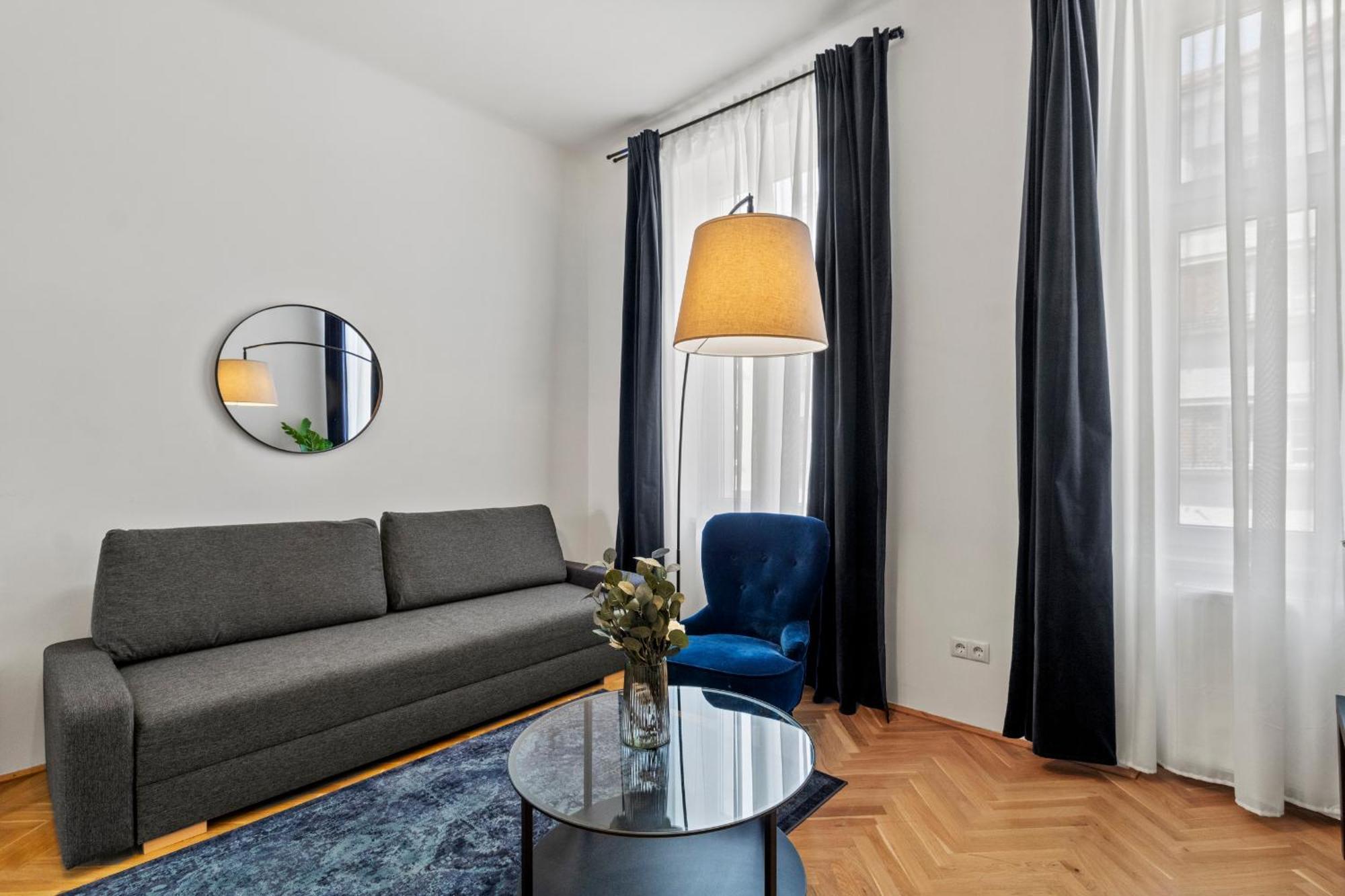 Balcony Apartment, 4 Min To U3 Zipperer Strasse 维也纳 外观 照片