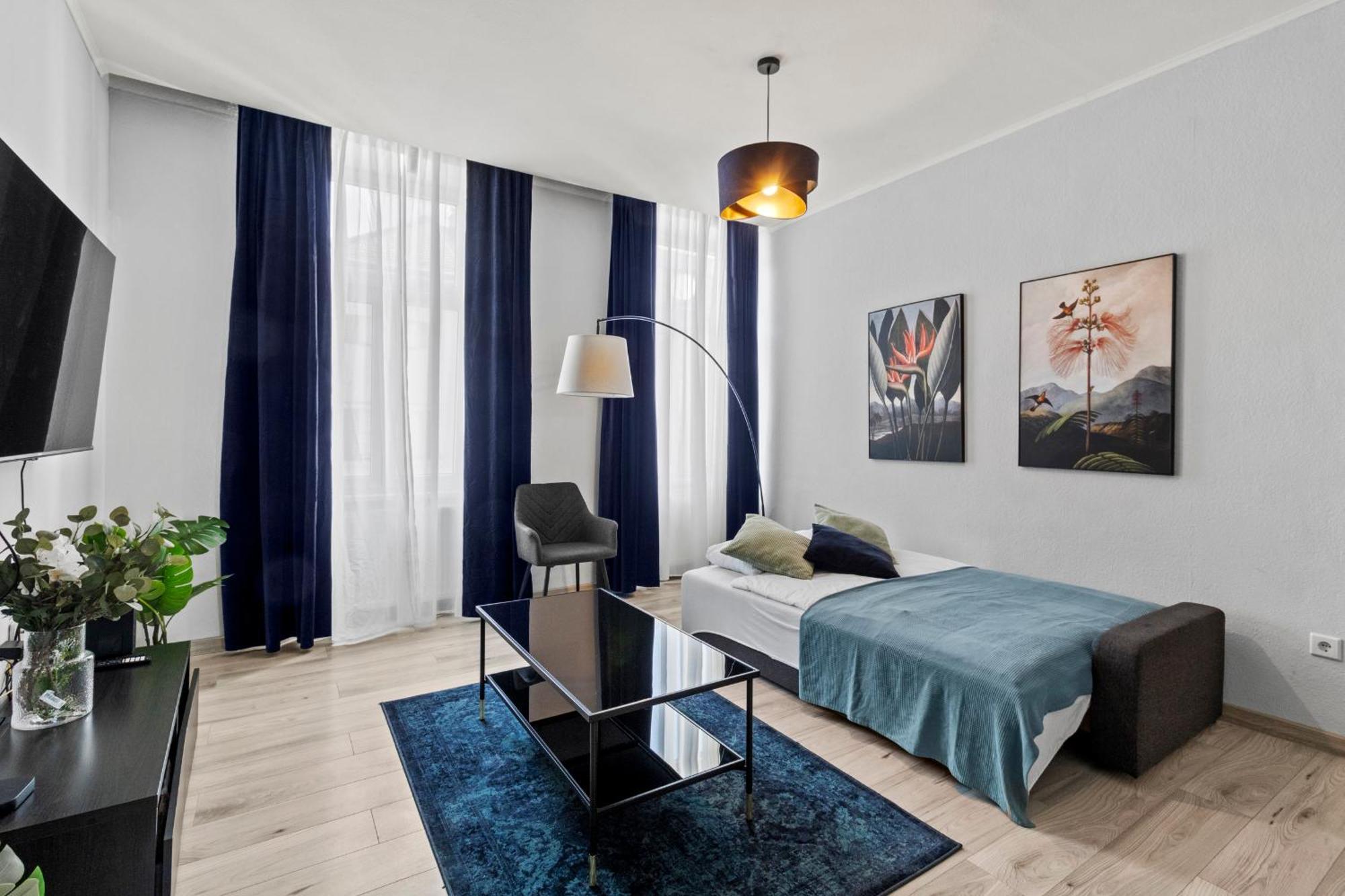Balcony Apartment, 4 Min To U3 Zipperer Strasse 维也纳 外观 照片