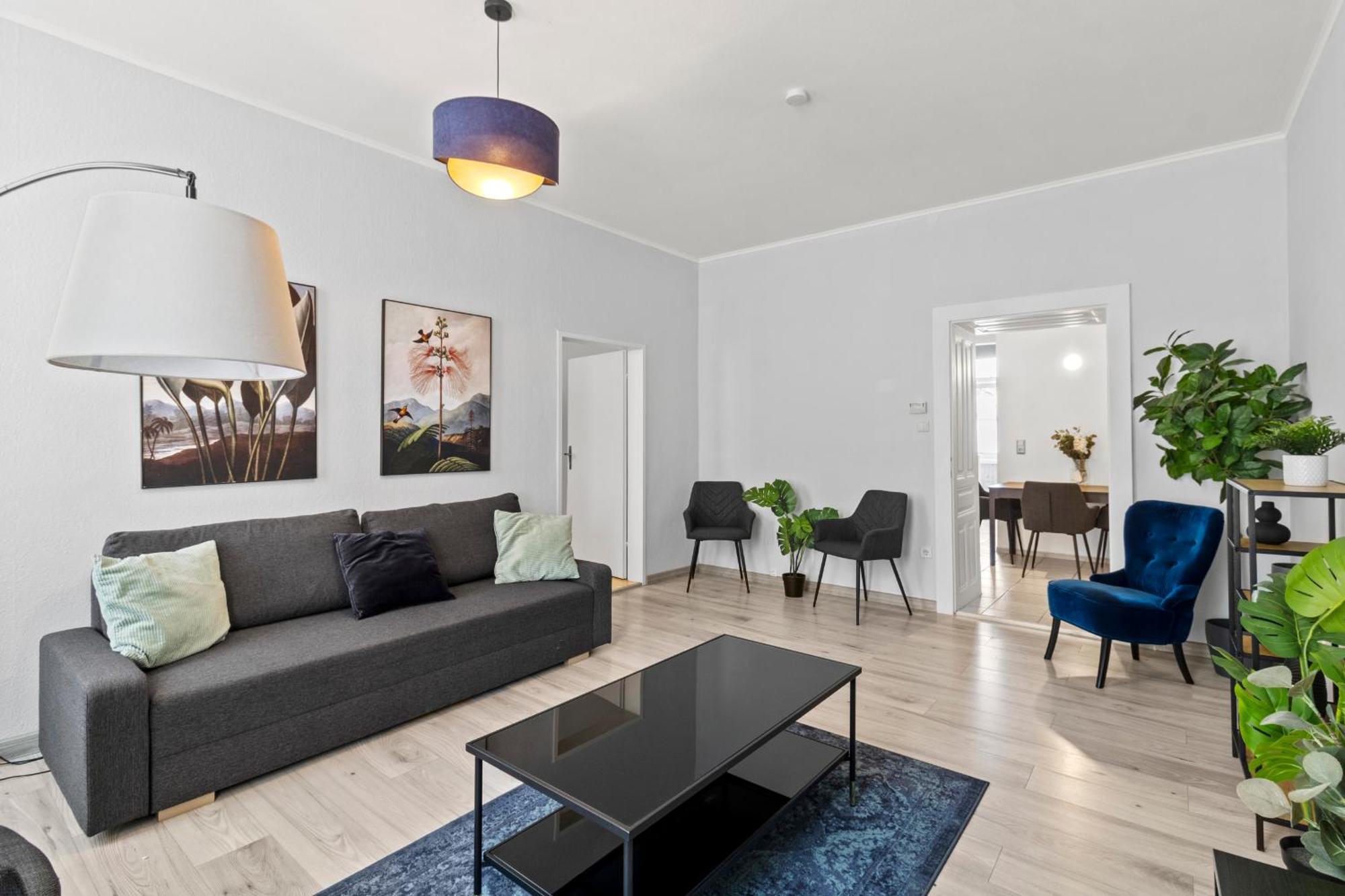 Balcony Apartment, 4 Min To U3 Zipperer Strasse 维也纳 外观 照片